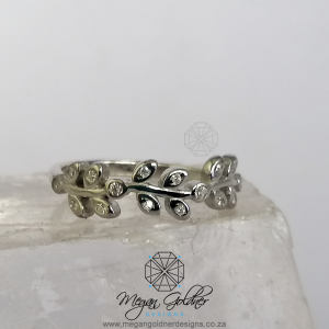 Sterling Silver CZ Dainty Leaves Ring