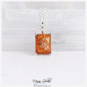 Keepsake Arora Pendant